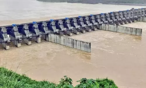 AP Under Increasing Pressure on Banakacharla