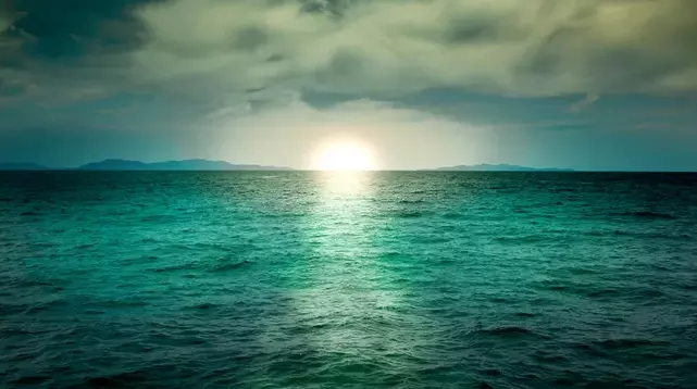 Climate Change Stripping Oceans of Their Green Hue