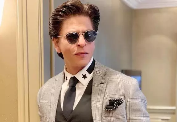 SRK’s 60th Birthday To Be Celebrated With A Film Fest