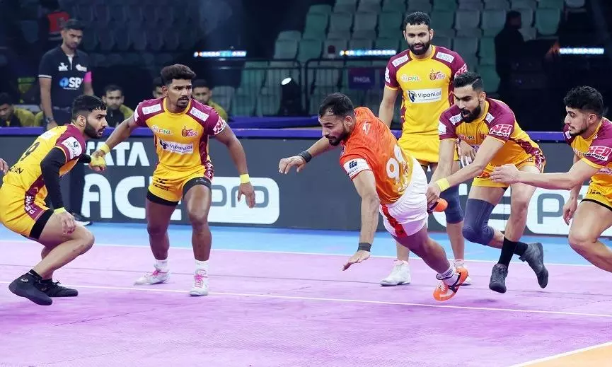 Telugu Titans Overcome Puneri Paltan Courtesy Vijay’s Super 10 and Shubham’s High Five; Seal Top-Eight Spot