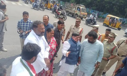 Ministers Hari, Seethakka, Ponnam Join BC Bandh at Ambedkar Statue near Tank Bund Ministers Hari, Seethakka, Ponnam Join BC Bandh at Ambedkar Statue near Tank Bund