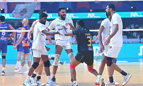 PVL 2025: Ahmedabad Defenders Hand Mumbai Meteors Their First Defeat Of The Season