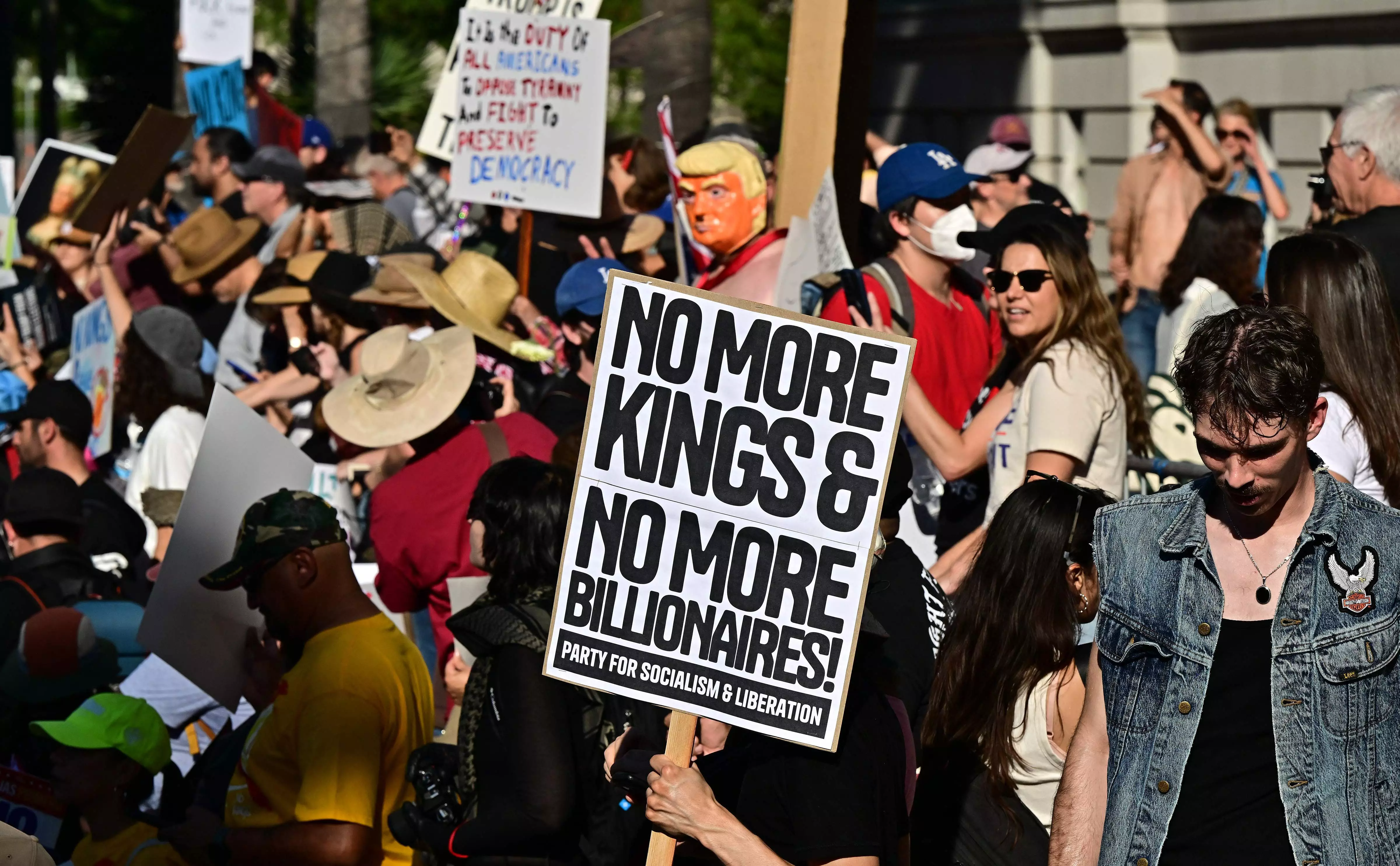 No Kings Protests Sweep the Nation: Millions Rally Against ‘King Mentality’ in U.S. Leadership