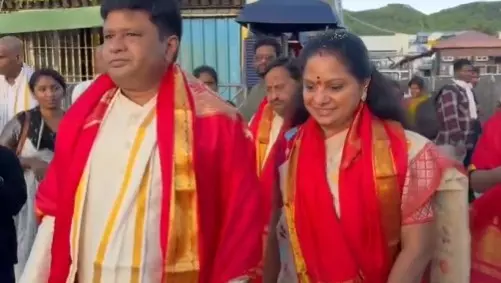 Kavitha Seeks Divine Blessings Before Telangana Jagruthi Padyatra
