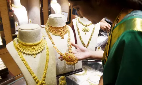 Gold Prices Likely to Stay Bullish Through 2025: Report
