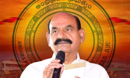 Farooq Urges Minorities To Excel Through Education And Unity