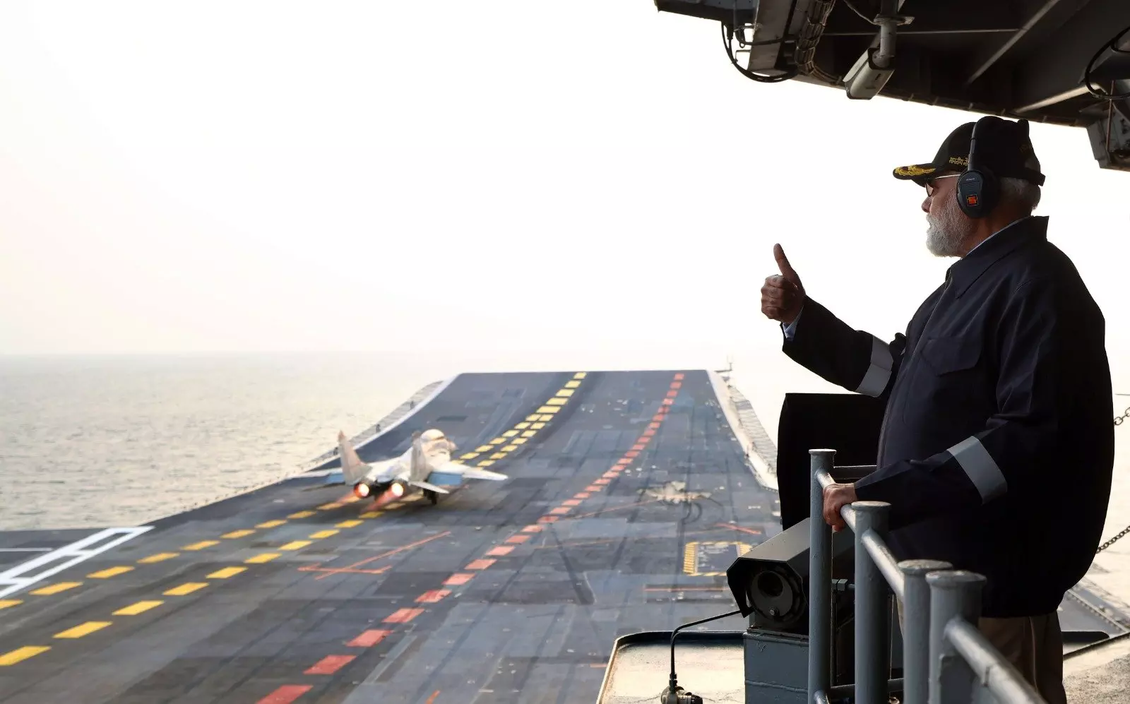 Modi Praises Air Power Demo On INS Vikrant For Its Technological Prowess Modi Praises Air Power Demo On INS Vikrant For Its Technological Prowess