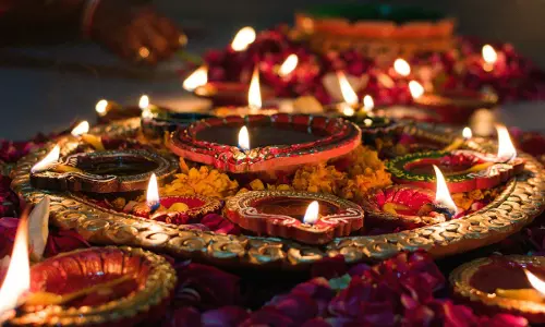Happy Diwali! Celebrity Wishes Pour In