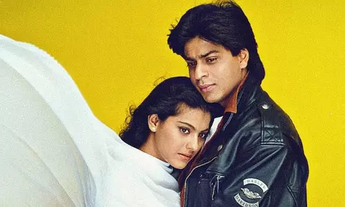 Kajol Celebrates 30 Years of Dilwale Dulhania Le Jayenge, Thanks Fans Kajol Celebrates 30 Years of Dilwale Dulhania Le Jayenge, Thanks Fans