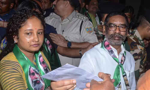 Ruling JMM to Review Alliance with Congress in Jharkhand