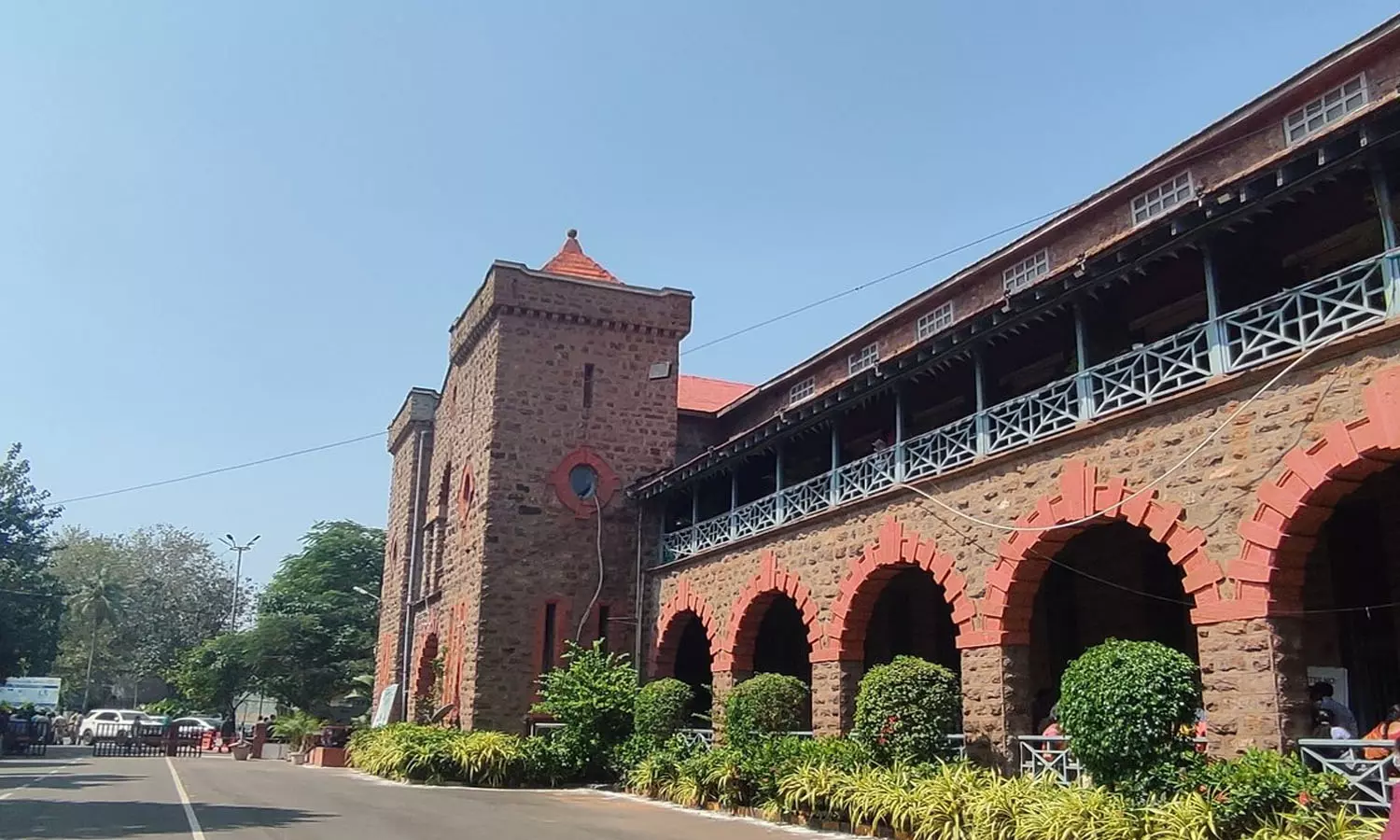 Vizag: RDO, DRO Transferred Amidst Cold War & Corruption Allegations Vizag: RDO, DRO Transferred Amidst Cold War & Corruption Allegations