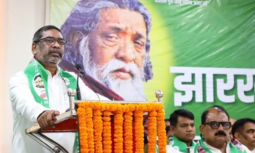 JMM Says It wont Contest Bihar Polls