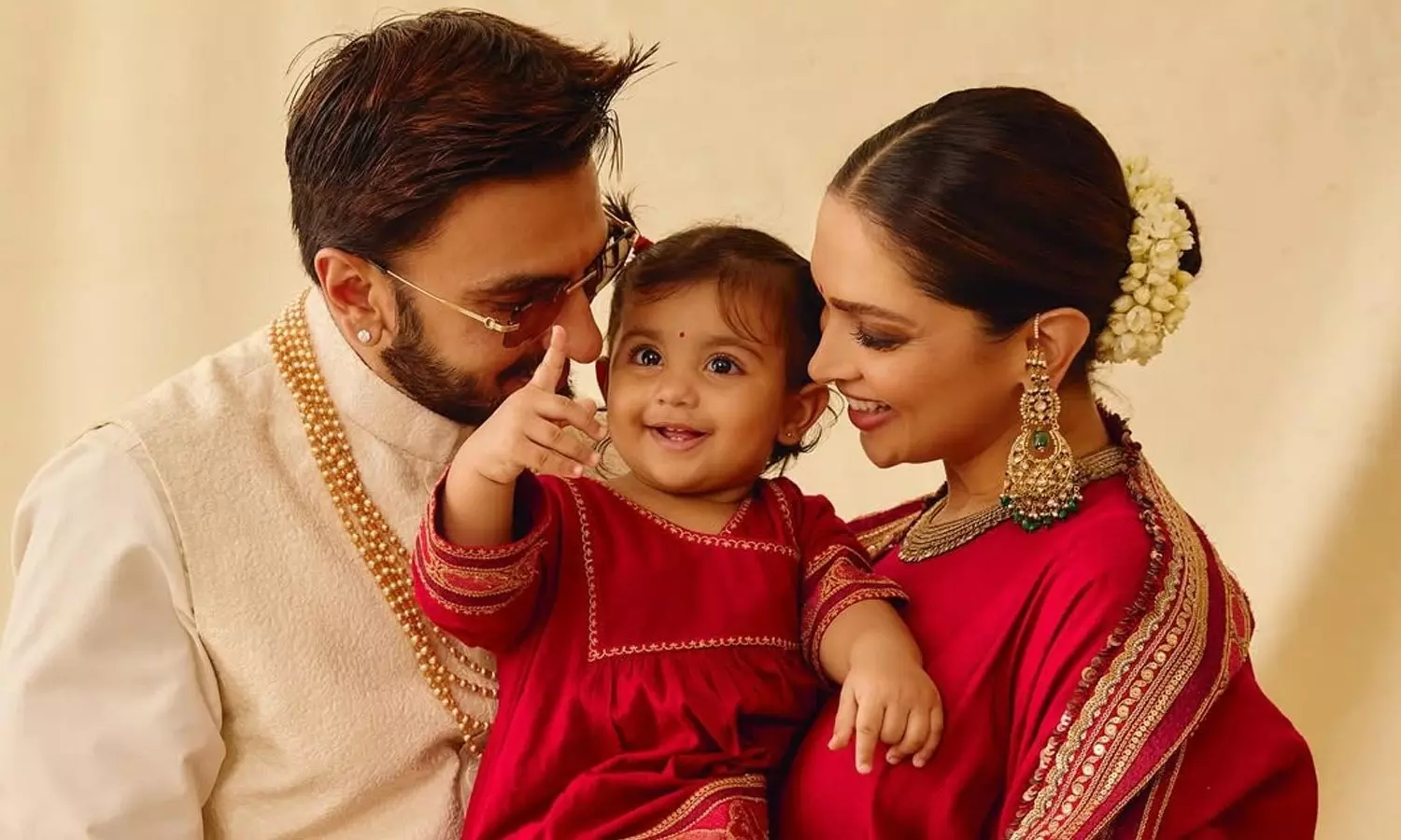 Deepika, Ranveer Reveal Daughter Duas Face to the World Deepika, Ranveer Reveal Daughter Duas Face to the World