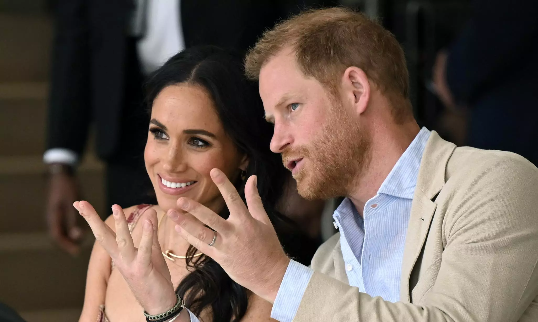 Prince Harry, Geoffrey Hinton Call for Ban on AI Superintelligence Prince Harry, Geoffrey Hinton Call for Ban on AI Superintelligence