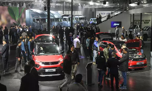 Diwali Lights up Car Sales Past 1 Lakh Units