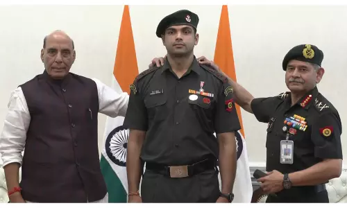 Neeraj Chopra Conferred Honorary Lieutenant Colonel Rank in Territorial Army