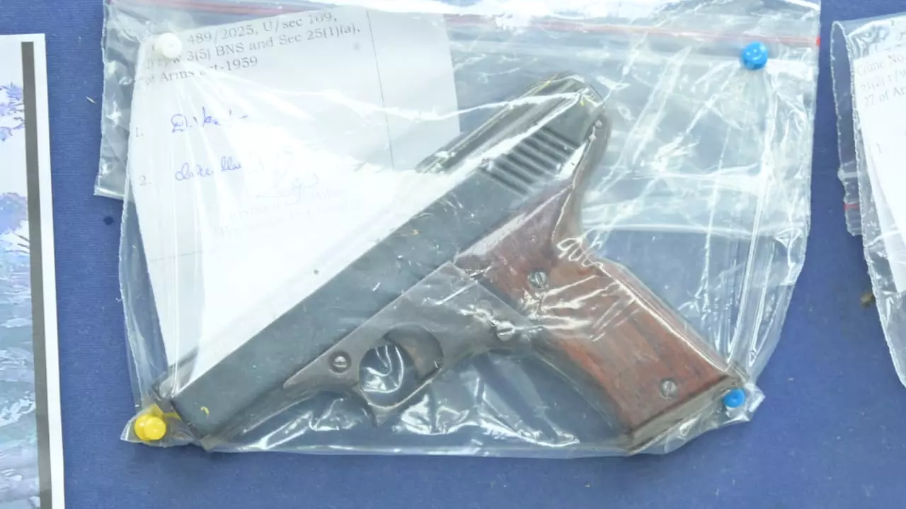 Trio Held For Opening Fire At Cow Vigilante Trio Held For Opening Fire At Cow Vigilante