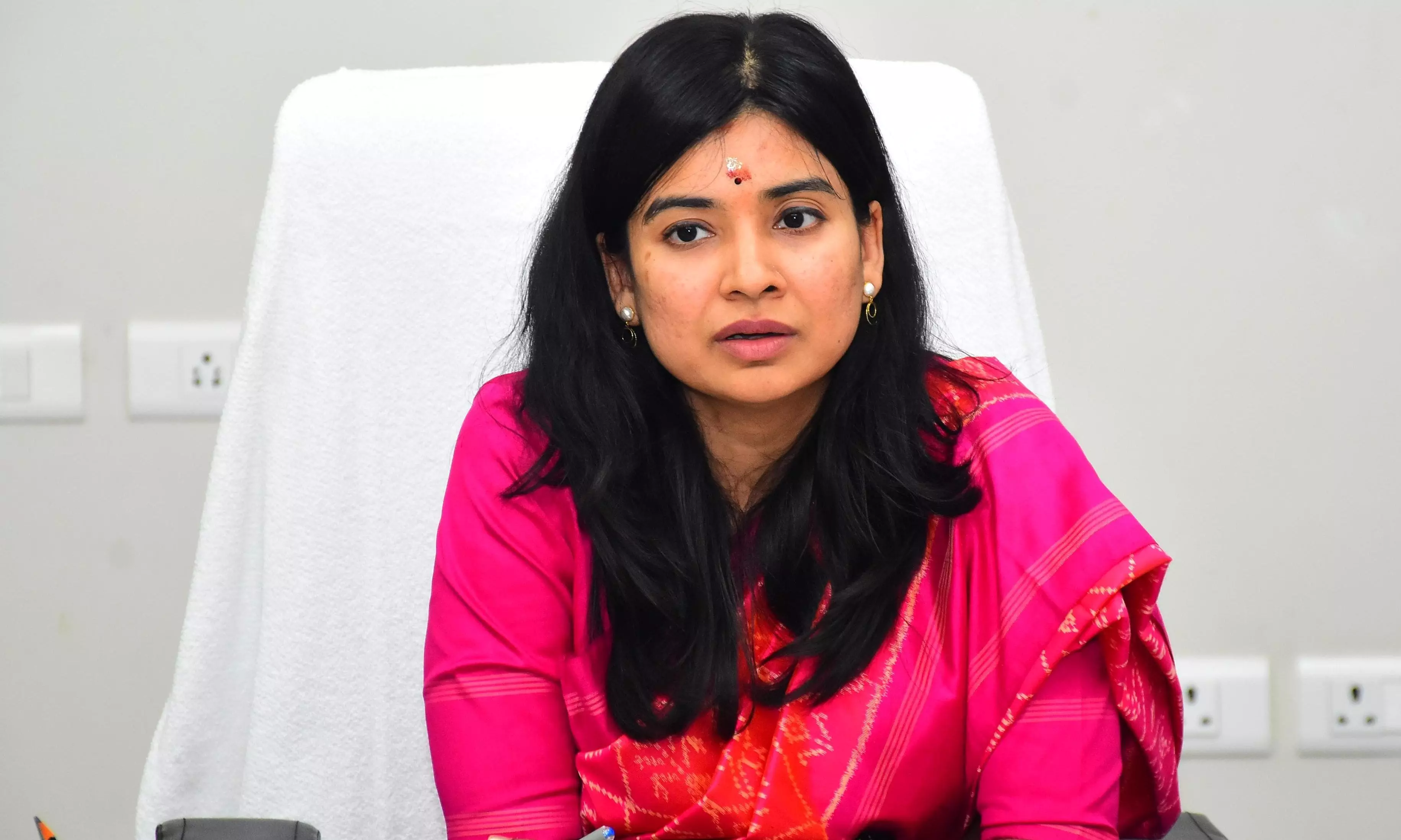 New In-Charge Collector Seeks Unity to Ensure Rajanna Sircilla District Grows New In-Charge Collector Seeks Unity to Ensure Rajanna Sircilla District Grows