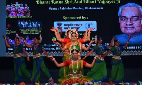 Bharat Ratna Atal Bihari Vajpayee Honoured Through Odissi Dance