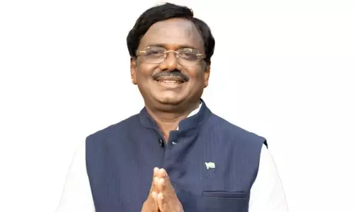 Labour Minister Meets Family of Slain COP Pramod