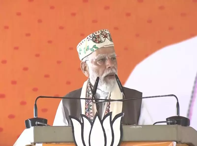 Modi: Phir Ek Baar NDA Sarkar in Bihar Modi: Phir Ek Baar NDA Sarkar in Bihar