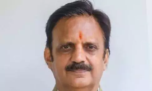 Madhya Pradesh Bans Carbide Guns After 300 People Suffer Eye Injuries Madhya Pradesh Bans Carbide Guns After 300 People Suffer Eye Injuries