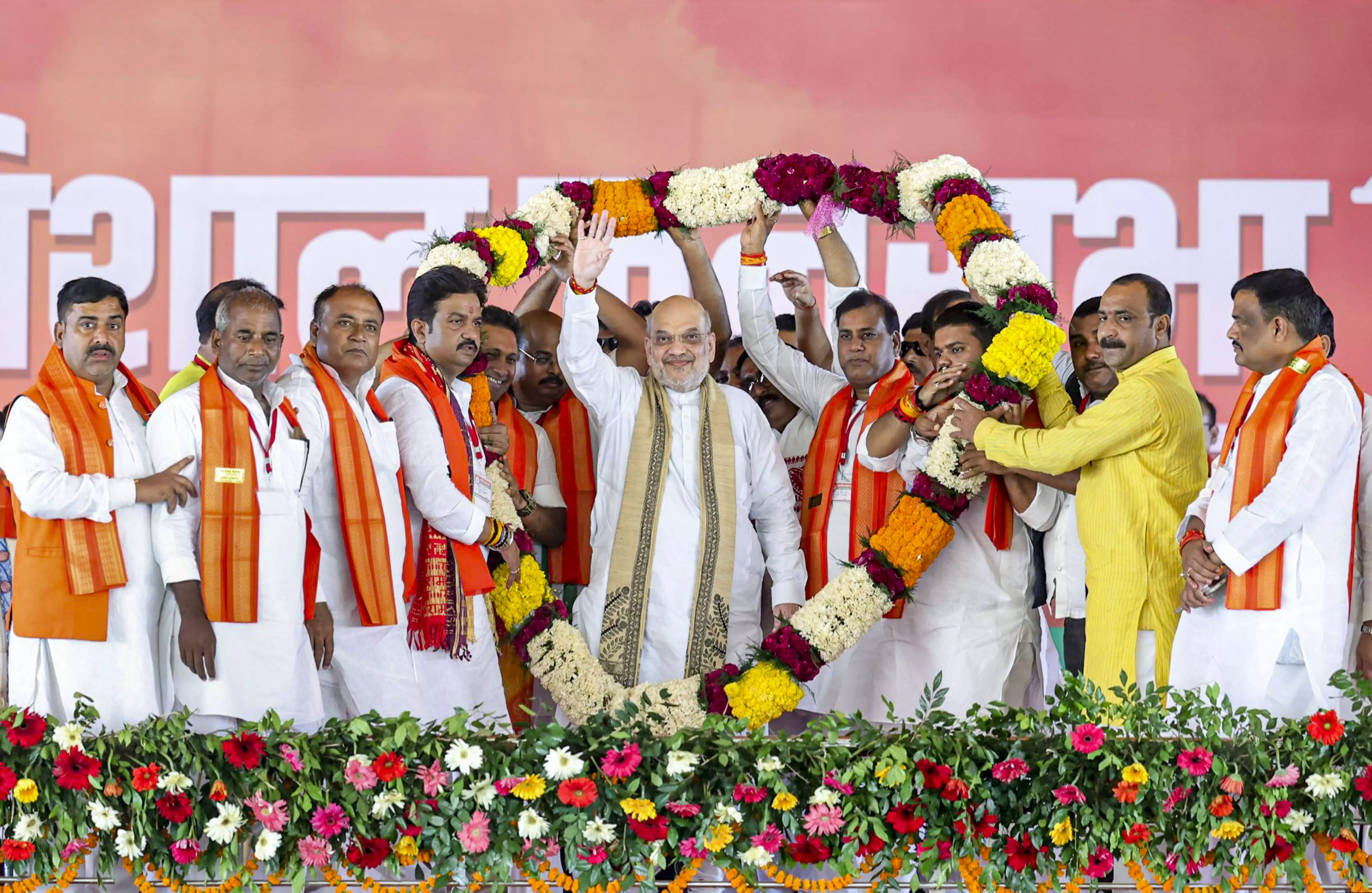 Shah: Bihar Will Celebrate Real Diwali on Nov 14 With RJD Defeat Shah: Bihar Will Celebrate Real Diwali on Nov 14 With RJD Defeat