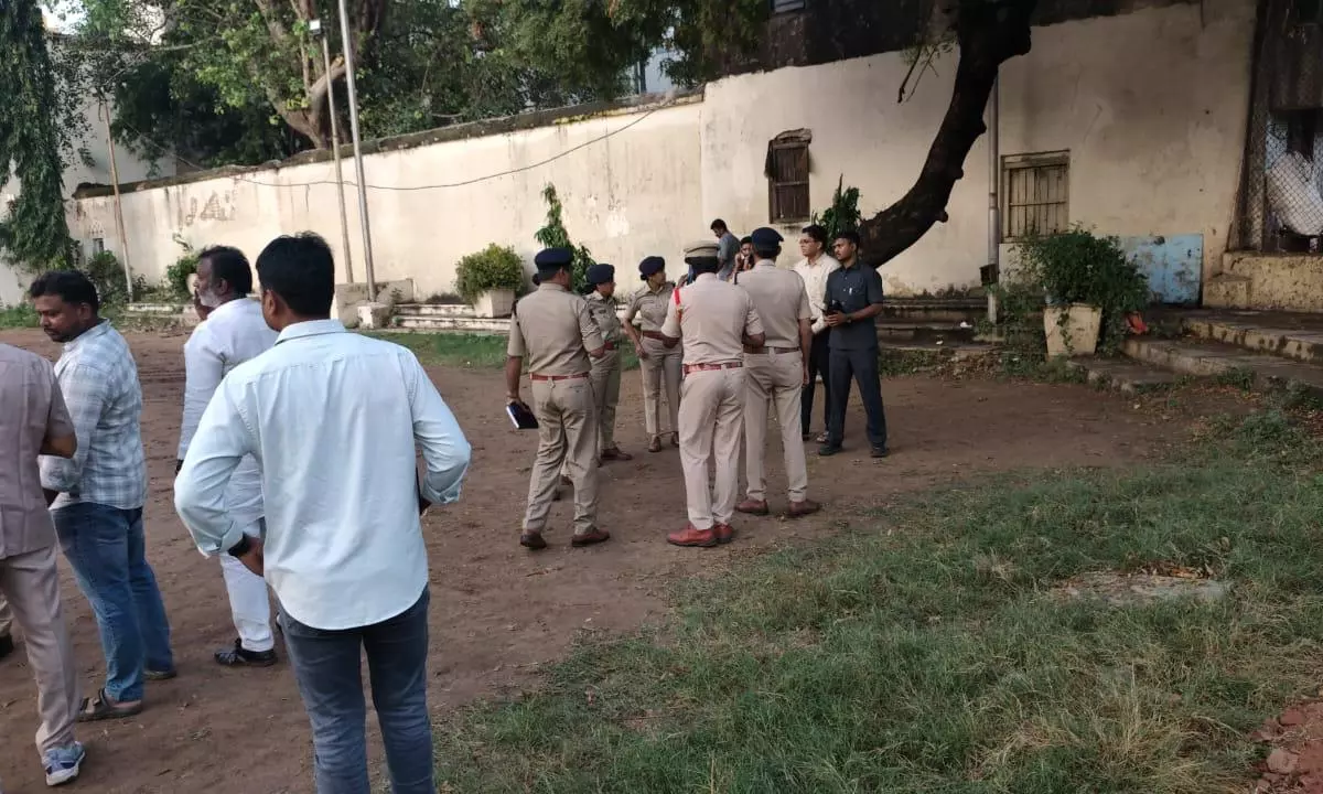 DCP Fires In Self-Defence, Rowdy Injured