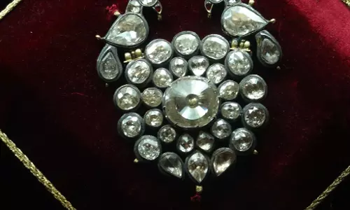 30 Years on, Heirs Seek Nizam Jewels 30 Years on, Heirs Seek Nizam Jewels