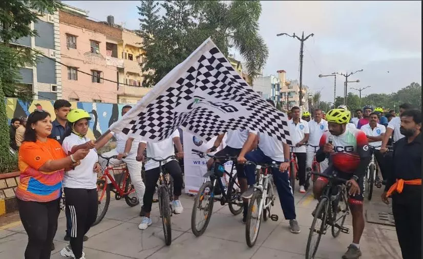 Cyclists Attend Cyclothon with Enthusiasm in Hyderabad Cyclists Attend Cyclothon with Enthusiasm in Hyderabad