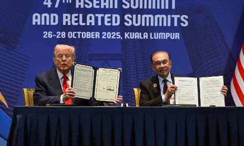 Trump Co-signs Thailand-Cambodia Ceasefire Pact