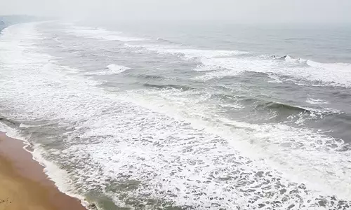 Police Urge Devotees to Avoid Sea Bathing on Kartika Monday Amid Cyclone Montha Warning