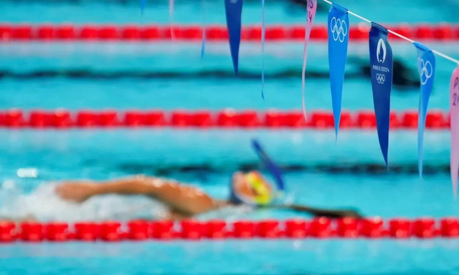 Indian Shuttlers, Paddlers Advance, Swimmers Disappoint in Youth Asian Games