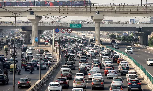 Delhi to Ban Entry of Non-BS-VI Vehicles Registered Outside City