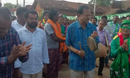 Nuapada Bypoll: Farmers, Women and Identity Politics Shape the Battlefield Nuapada Bypoll: Farmers, Women and Identity Politics Shape the Battlefield