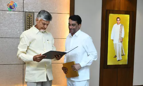 Sri Sathya Sai Central Trust Invites AP CM to Bhagawan’s Centenary Celebrations