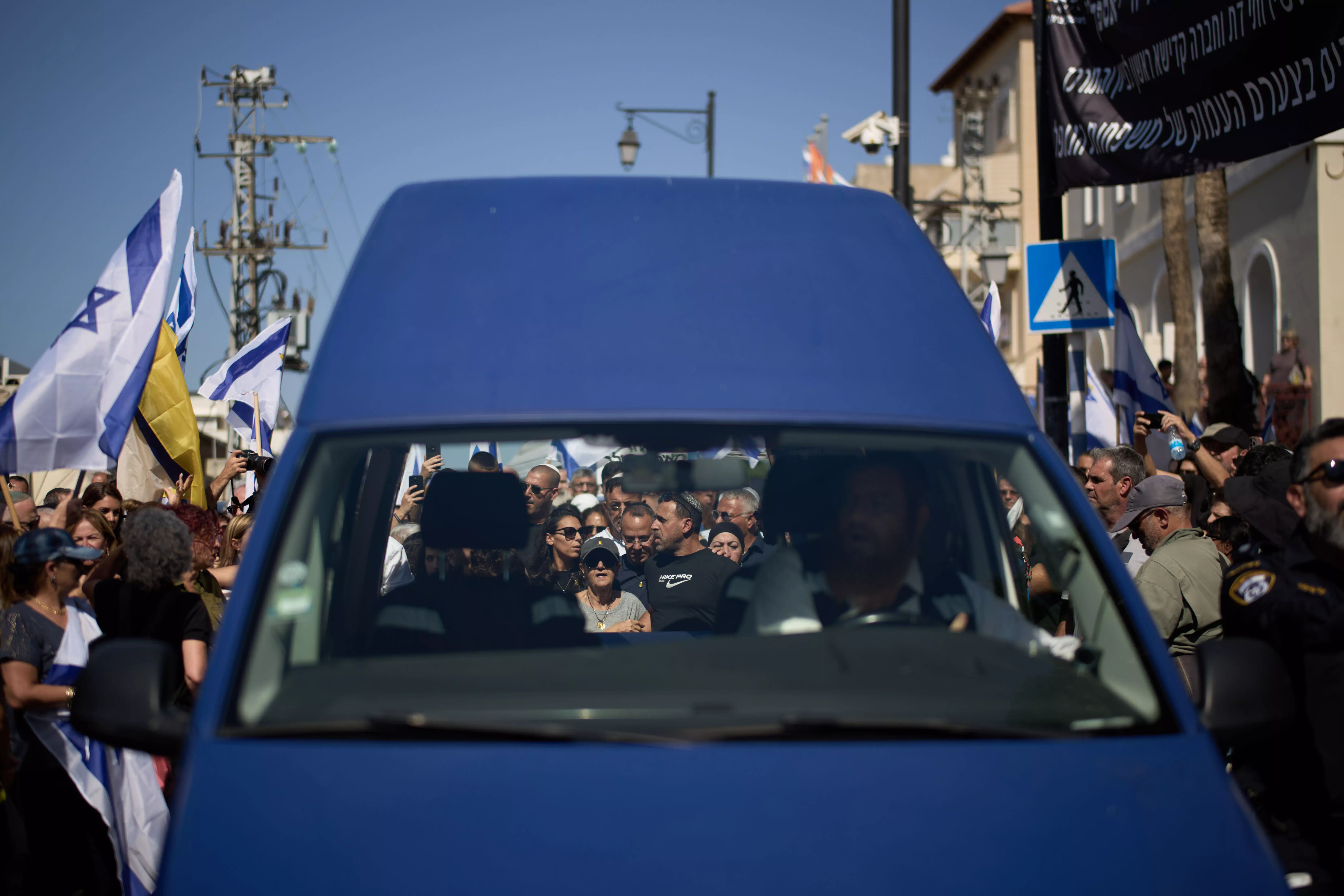 Hamas Returns Hostage Body as Families Urge Pause to Gaza Truce Hamas Returns Hostage Body as Families Urge Pause to Gaza Truce