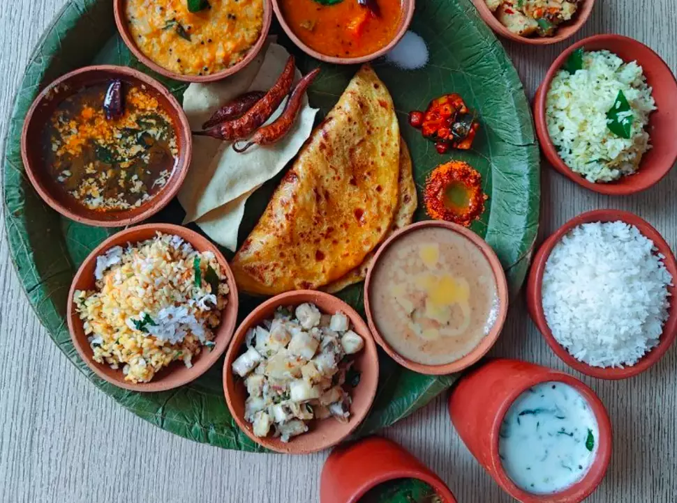 Ballari Kannada Lit Fest: Dravida Group Demands Eggs & Chicken on Menu for Food Equality Ballari Kannada Lit Fest: Dravida Group Demands Eggs & Chicken on Menu for Food Equality