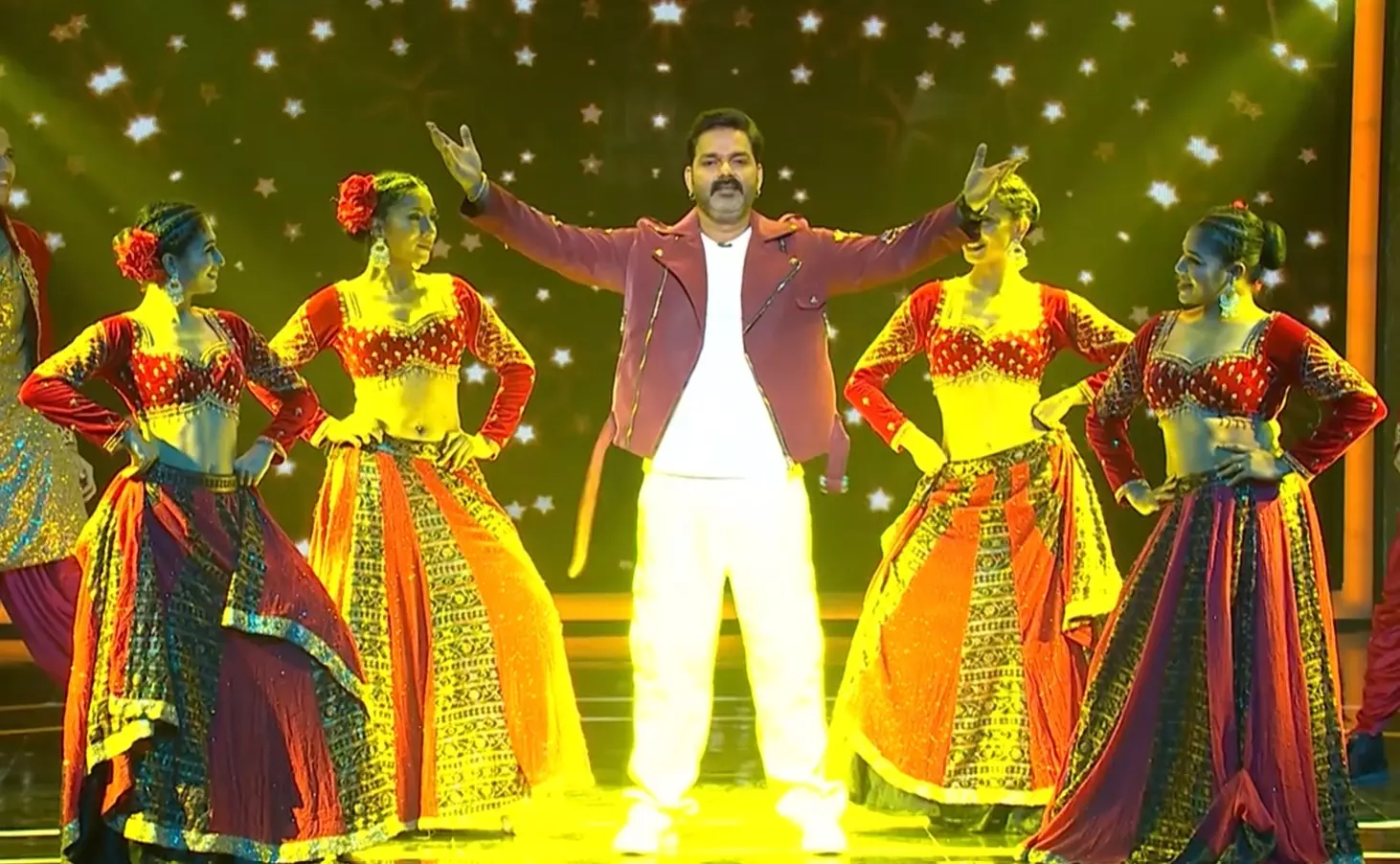 Pawan Singh Joins I-POPSTAR as ‘Super Judge’ on Amazon MX Pawan Singh Joins I-POPSTAR as ‘Super Judge’ on Amazon MX