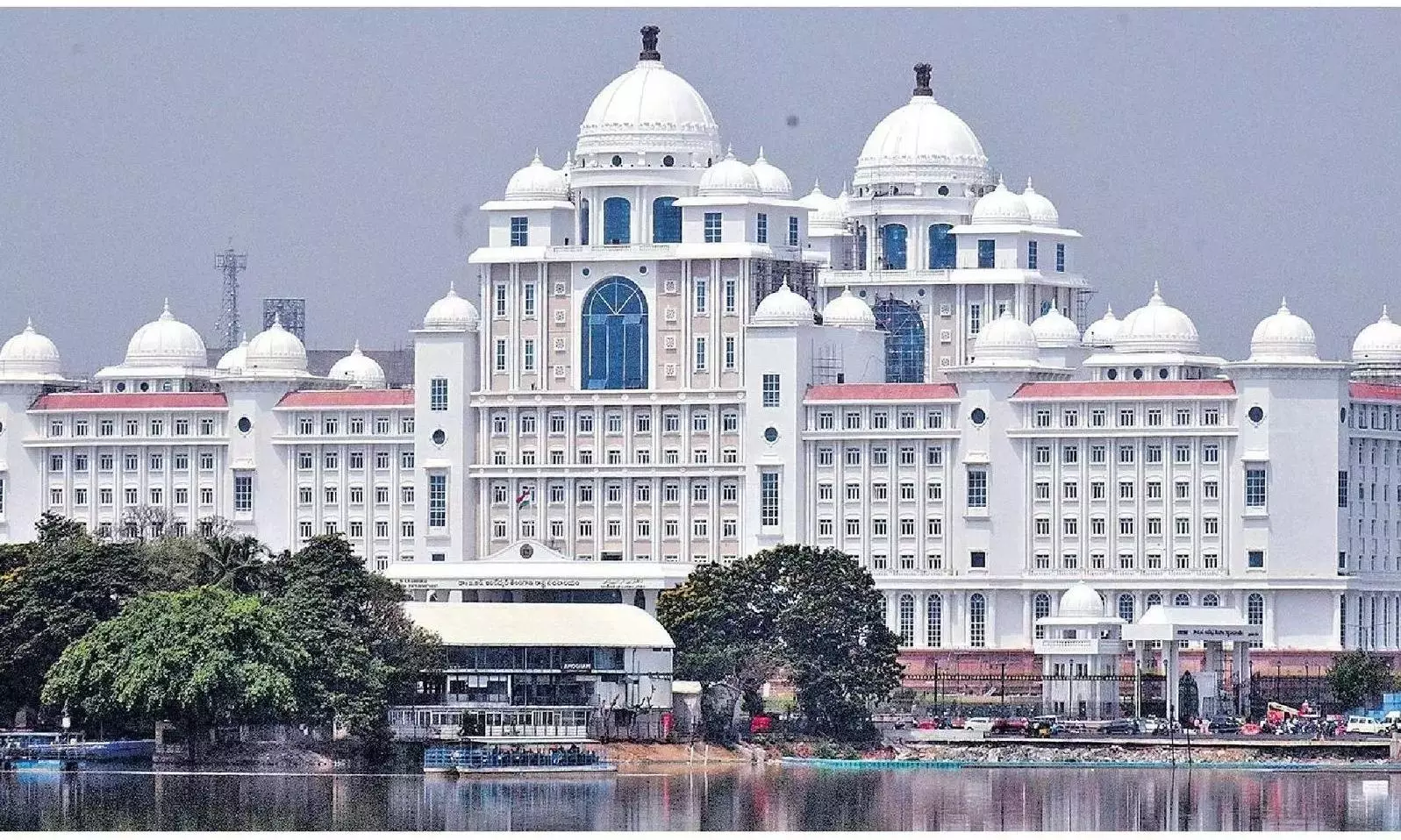 Telangana Beats Karnataka in Share of Service Jobs