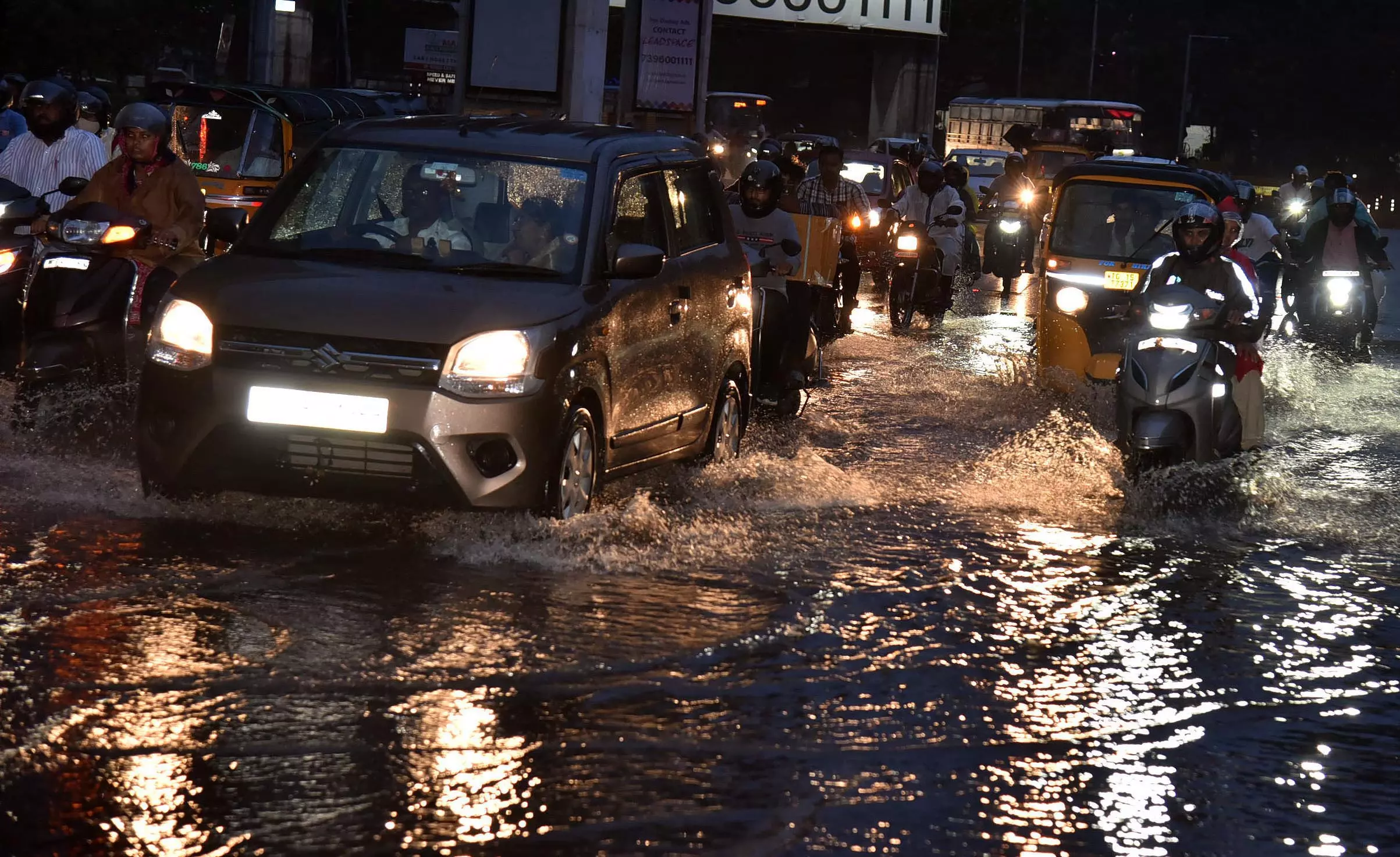 Cyclone-Induced Rains Hit Telangana Cyclone-Induced Rains Hit Telangana
