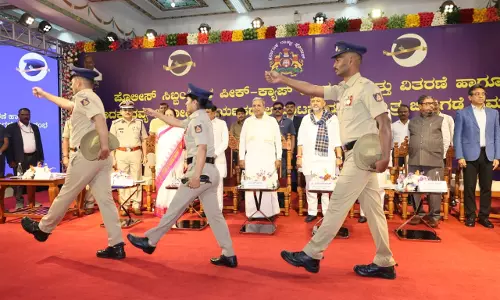 Constables Slouch Hats Replaced By Navy Blue Peak Caps In Karnataka