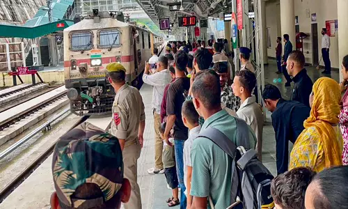 Waltair Division Cancels 23 Trains, Sets Up Help Desks at 10 Stations