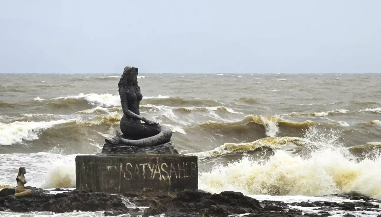 LIVE: Cyclone Montha Weakens Over AP LIVE: Cyclone Montha Weakens Over AP