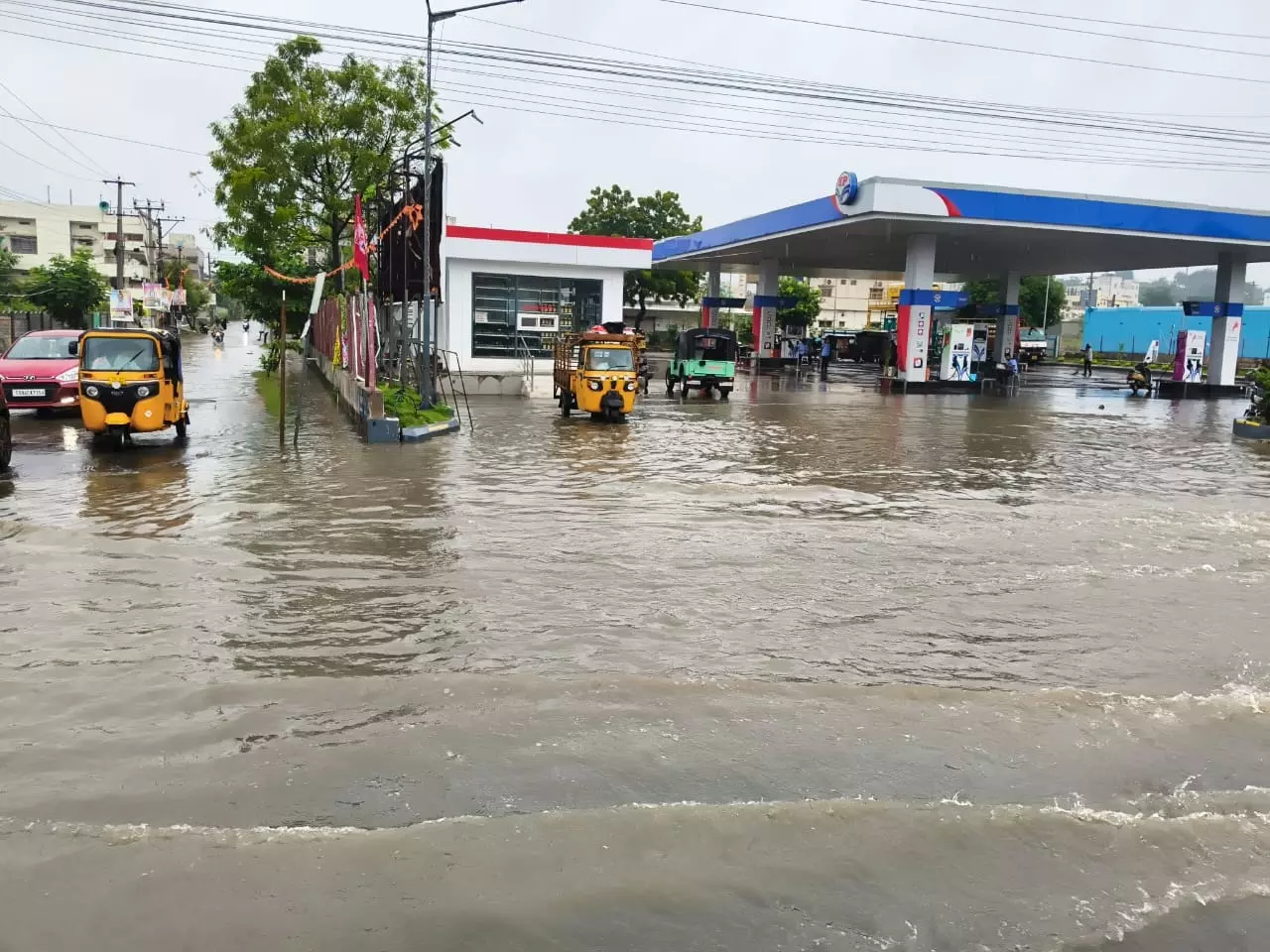 Rain Disrupts Normal Life in Nalgonda, Khammam