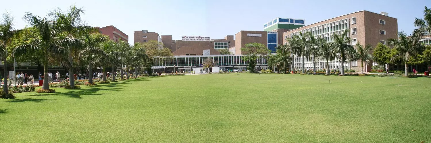 AIIMS-Delhi Receives Cases of Eye Injury Due To Carbide Guns During Diwali AIIMS-Delhi Receives Cases of Eye Injury Due To Carbide Guns During Diwali
