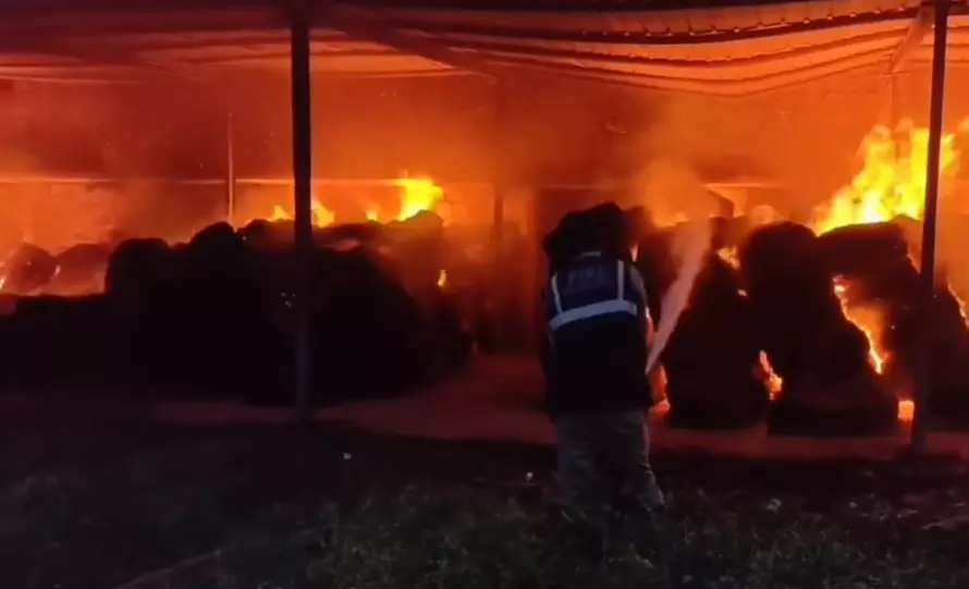 Fire Guts 20,000 Gunny Bags At Yemmiganur Market Yard