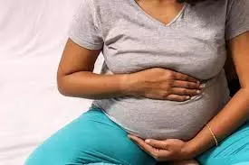 Police Officer Rescues Pregnant Woman In Bapatla, Helps Deliver Twins Amid Cyclone Police Officer Rescues Pregnant Woman In Bapatla, Helps Deliver Twins Amid Cyclone