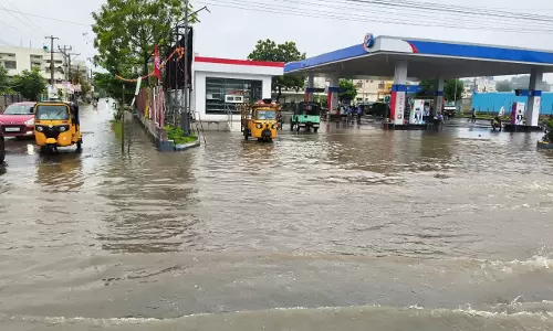 Rain Disrupts Normal Life in Nalgonda, Khammam