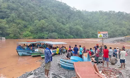 200 Workers Rescued After Being Trapped in Veligonda Tunnel Floods